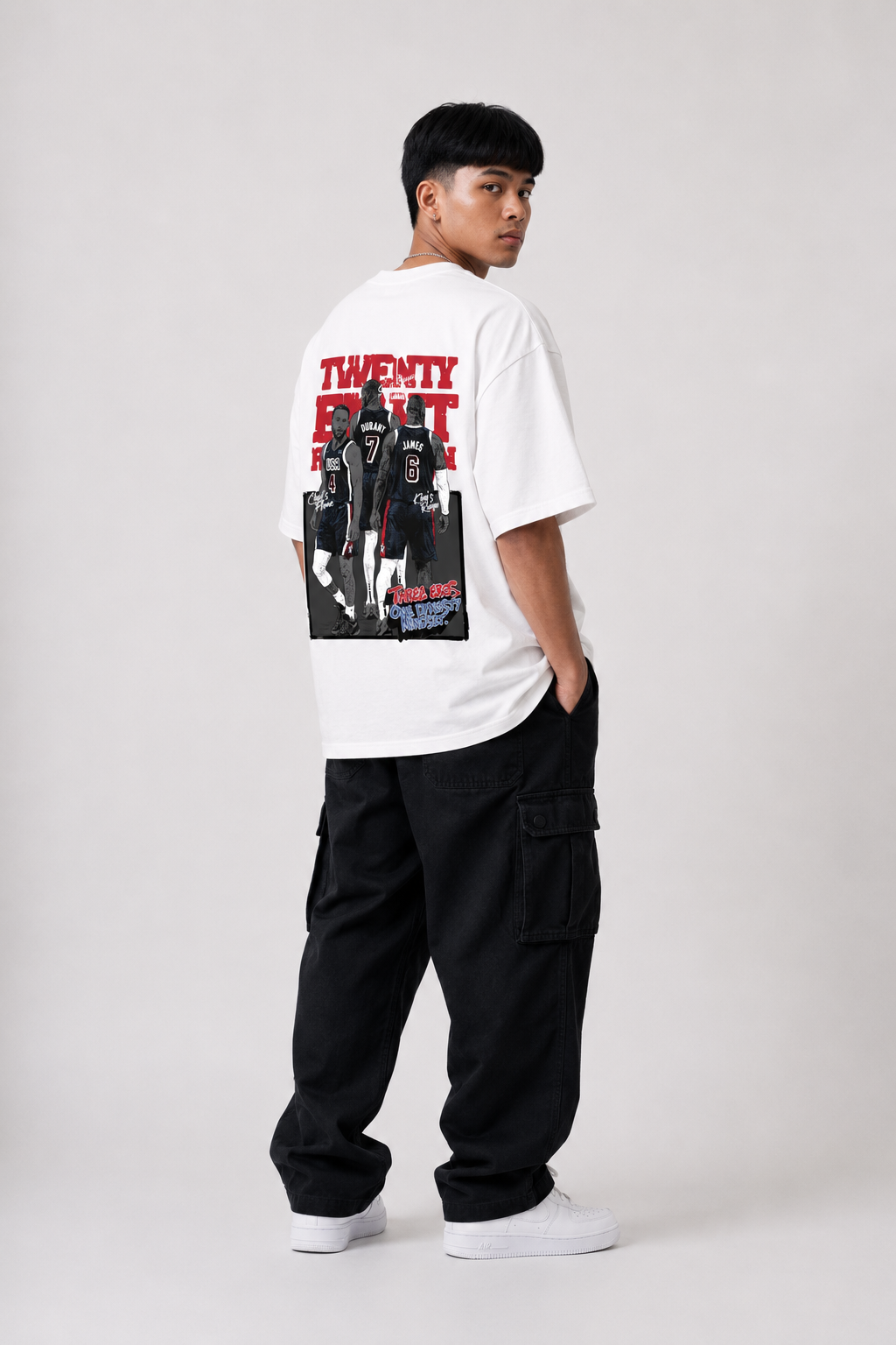 THREE LEGENDS OVERSIZED WHITE TSHIRT